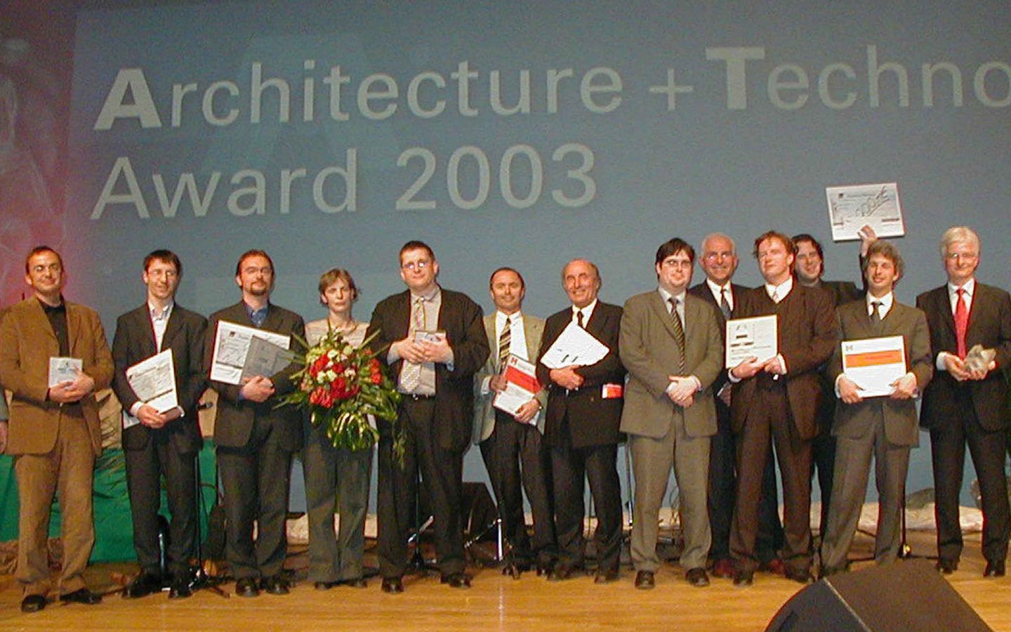 Architekturbüro Bochum Energieeffizienz Holzbau Industriebau _ european architecture + technology award 2003
