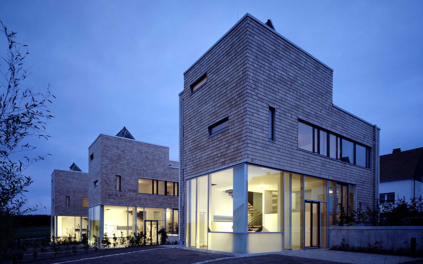 Wohnungsbau energieoptimiert _ DREI HÄUSER IN REIHE Arnsberg