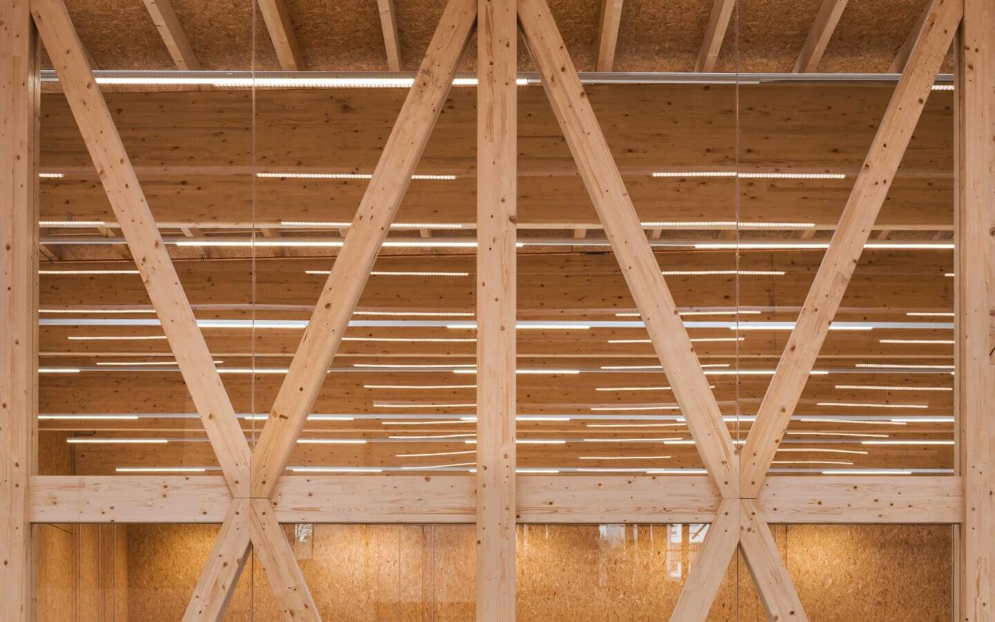 energieeffizienter Industriebau aus Holz _ Banz + riecks Architekten Bochum