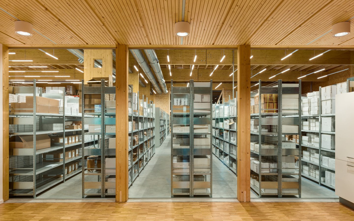 energieeffizienter Industriebau aus Holz _ Banz + riecks Architekten Bochum